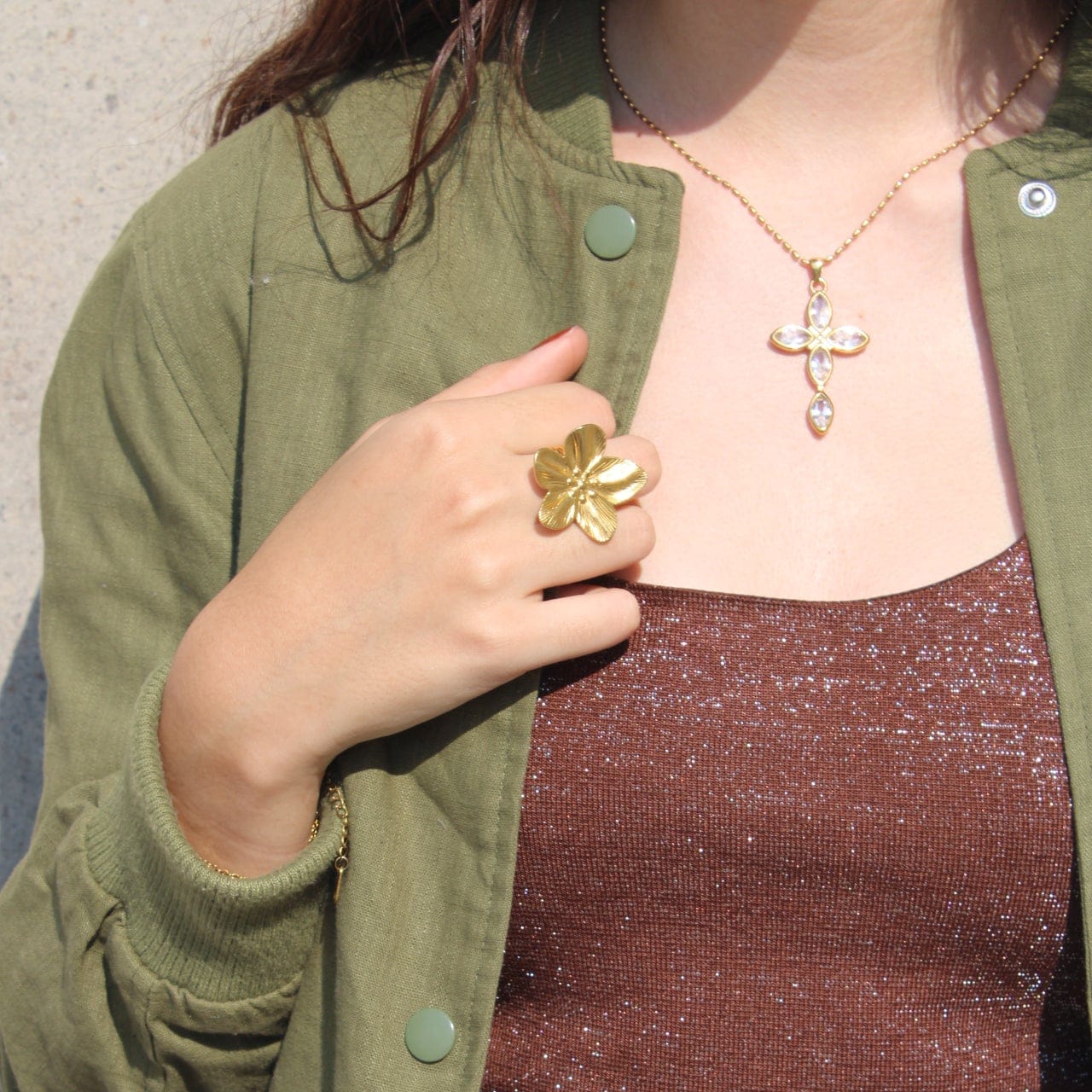 Anillo Flor 5 Petalos Chapa 18k Ajustabl